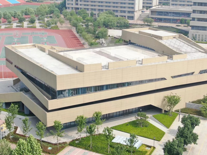 Dlaczego warto wybrać szkolny budynek stalowy do swojego następnego projektu kampusu?